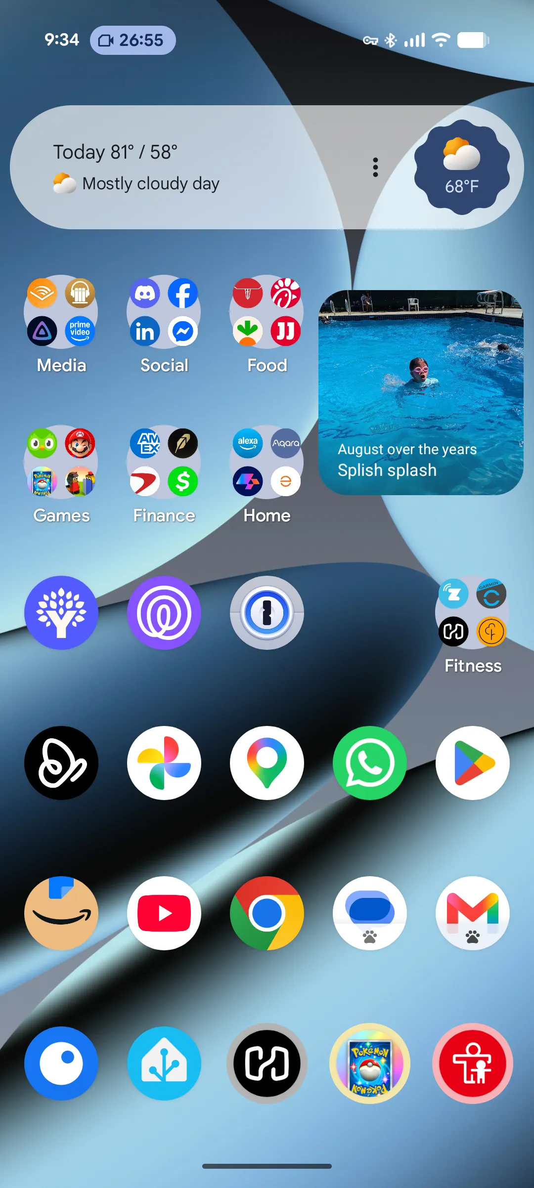 Home screen with a customizable grid.